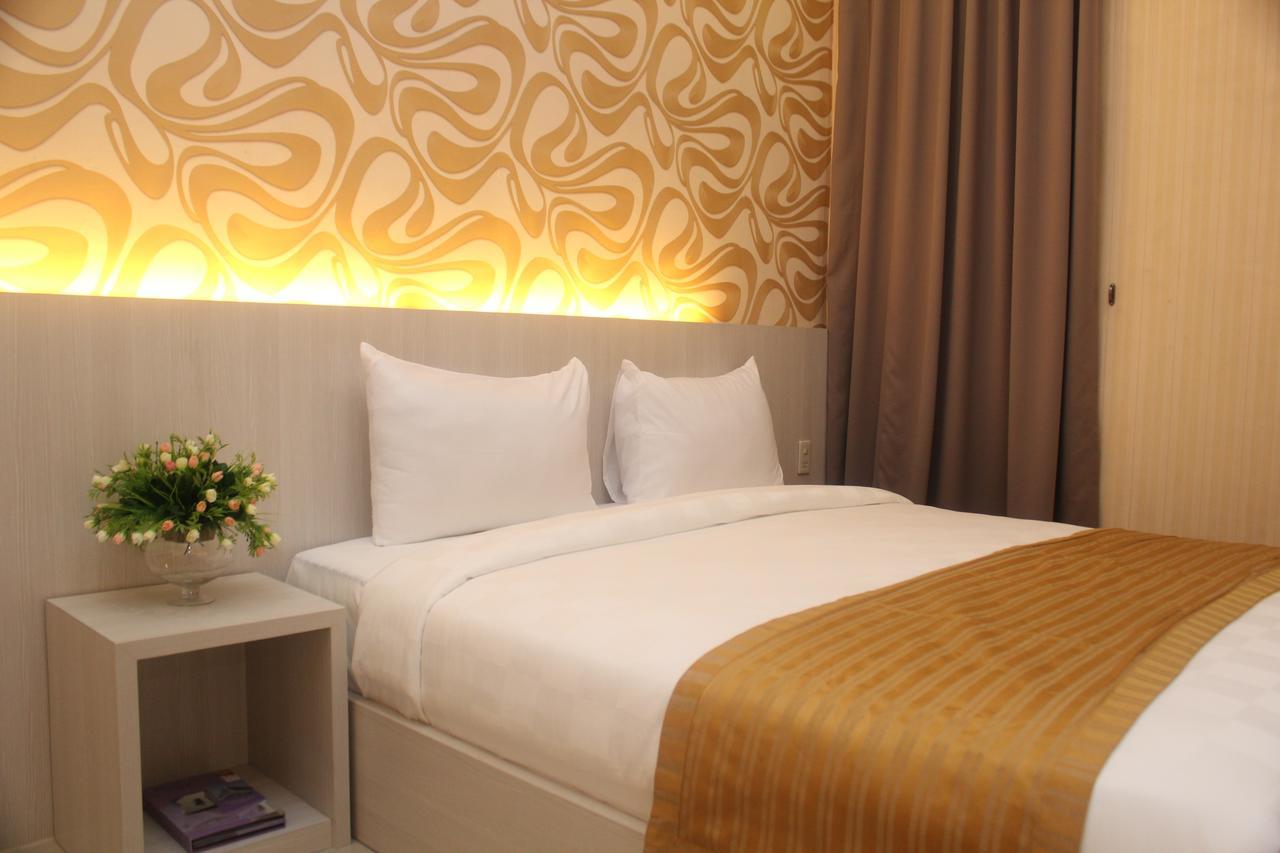 Lj Hotel Medan Esterno foto